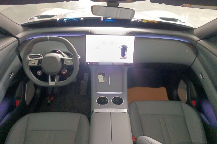 Used  YU7 2025 Ultra-Long Range Rear-Wheel Drive Version
