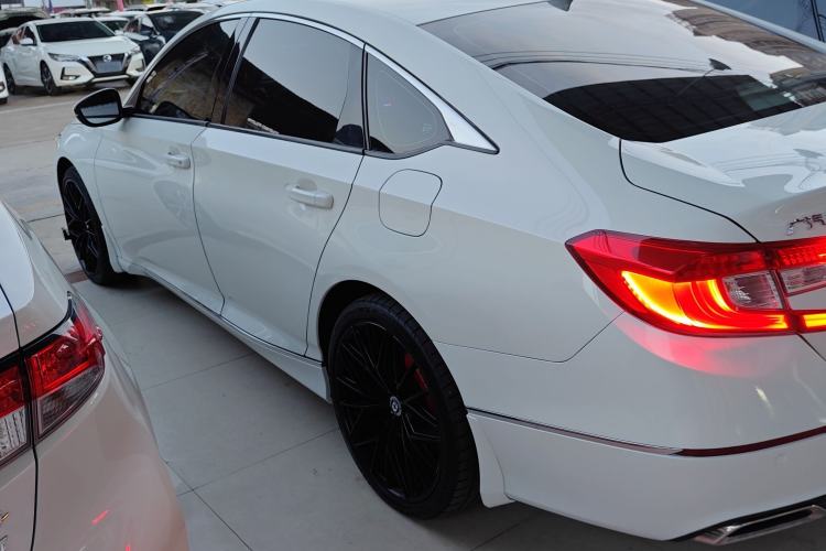 Used Honda Accord 2018 260TURBO Luxury Edition China V Emission Standard
