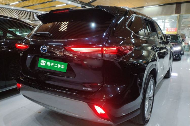 Used Toyota Highlander 2022 Dual-Engine 2.5L Four-Wheel Drive Prestige Version 7 Seats
