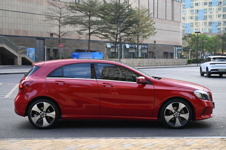 Used Mercedes-Benz A-Class (Import) 2018 A 200 Fashion Model
