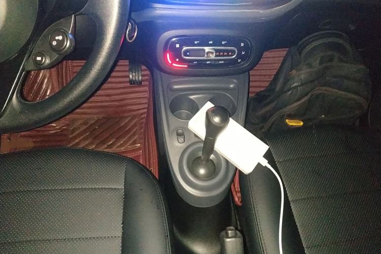 Used  forfour 2016 1.0L 52 kW Dynamic Edition
