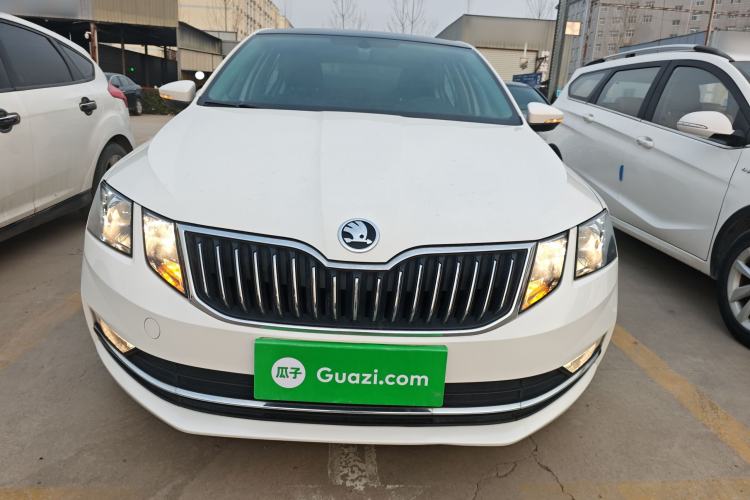 Used Skoda Octavia 2018 TSI230 DSG Luxury Edition