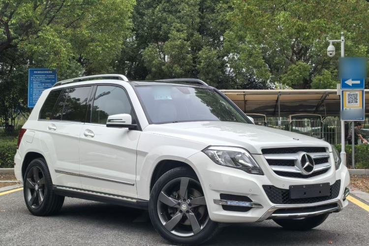 Used Mercedes-Benz GLK-Class 2013 GLK 300 4MATIC Dynamic Sunroof Model