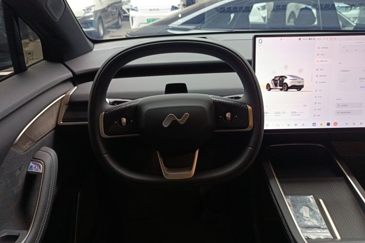 Used ONVO L60 2024 60 kWh Rear-Drive Version