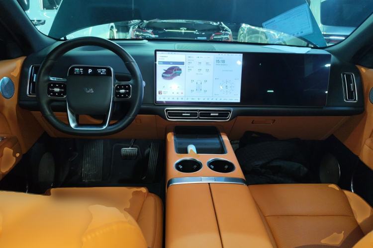 Used Li Auto L8 2023 Max model
