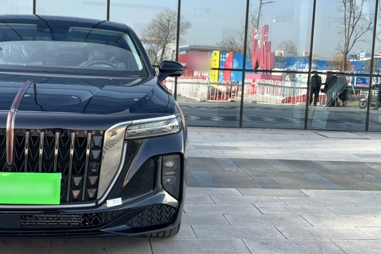 Used Hongqi H9 2024 2.0T Qichang Private Enjoyment Luxury Edition
