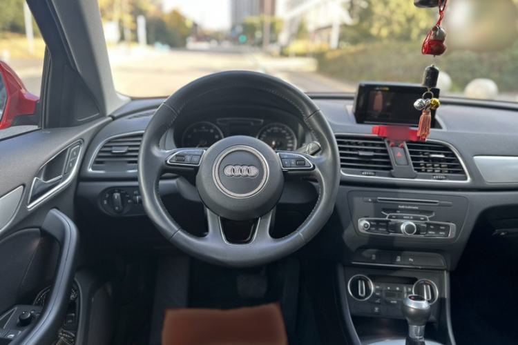 Used Audi Q3 2018 30th Anniversary Edition 35 TFSI Fashion Model