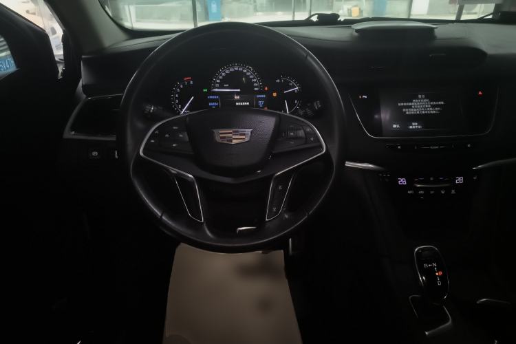 Used Cadillac XT5 2016 25T Luxury Model