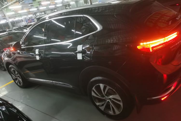 Used Buick Envision 2022 Facelift Encore S 552T Two-Wheel-Drive Luxury Model
