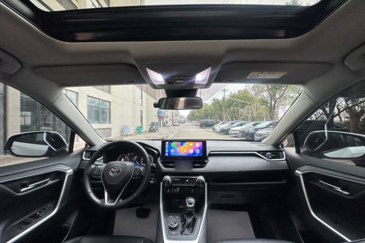 Used Toyota RAV4 2023 Dual-Engine 2.5L E-CVT Four-Wheel Drive Elite Plus Edition
