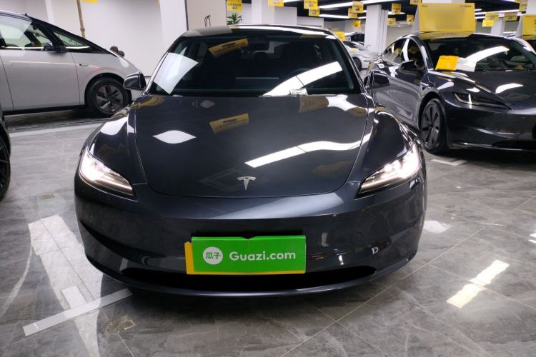 Used Tesla Model 3 2023 Long-Range All-Wheel-Drive Version