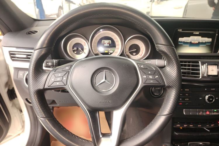 Used Mercedes-Benz E-Class 2015 Facelift E 200 L Sport Edition
