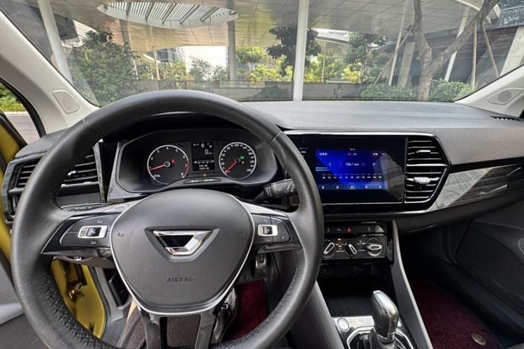 Used Jetta VS5 2019 280TSI Automatic Enjoyment Model
