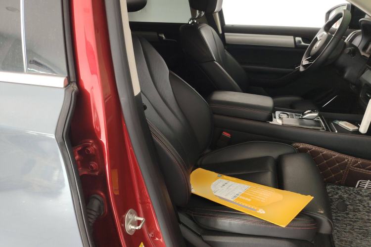 Used BYD Tang New Energy 2018 DM 2.0T All-Wheel Drive Smart Connect Elite 7-Seater China V Emission Standard
