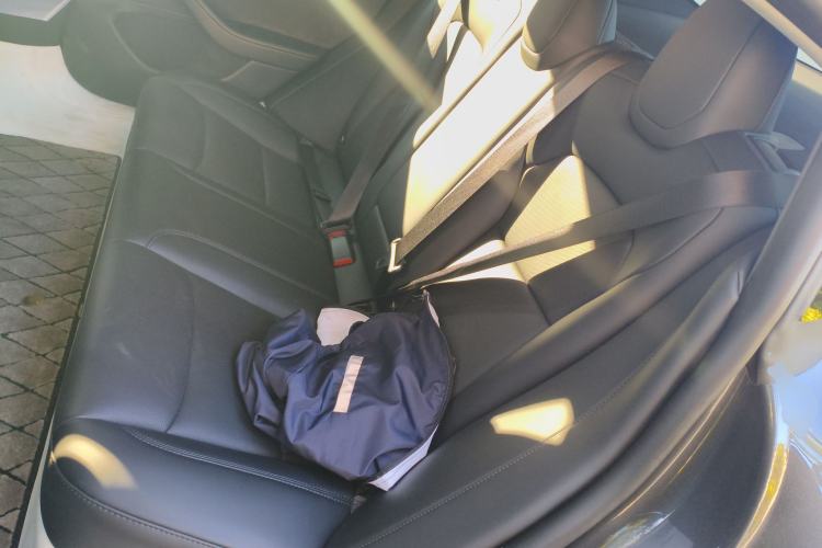 Used Tesla Model 3 2023 Rear-Wheel-Drive Version
