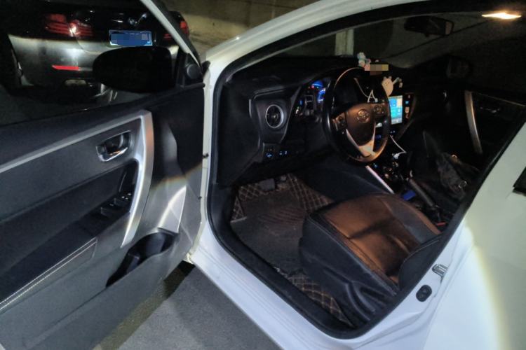 Used Toyota Corolla 2017 Revised Dual-Engine 1.8L E-CVT Elite Edition