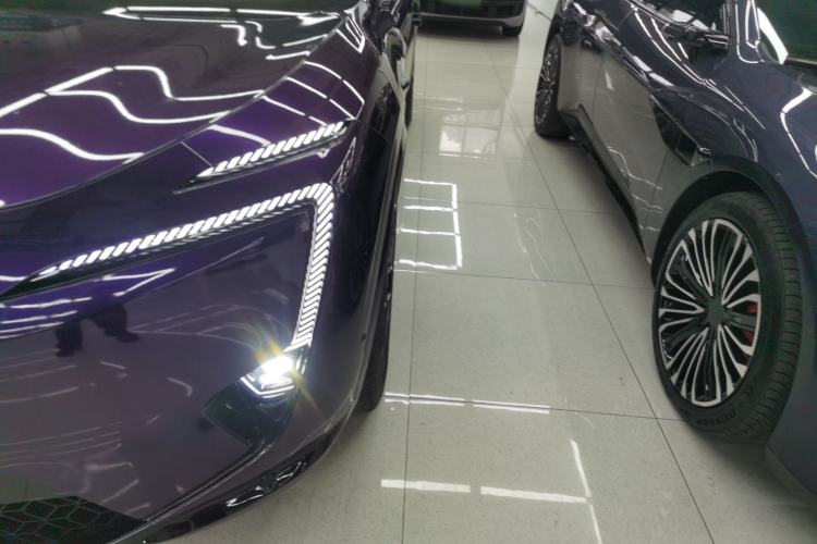 Used  11 2025 Ultra Extended-Range Edition