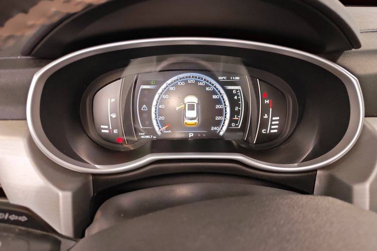 Used Geely Auto Emgrand X7 Sport 2016 1.8TD Automatic ZhiZun Version
