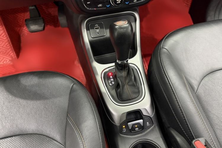 Used  Compass 2017 200T Automatic Family Edition