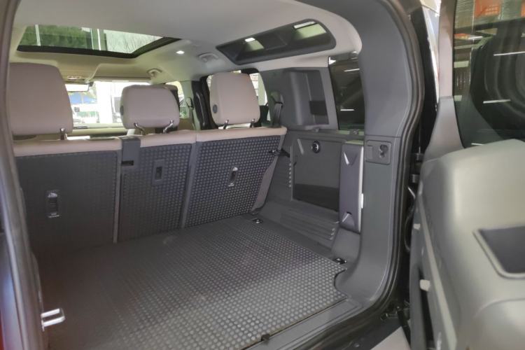 Used Land Rover Defender 2020 110 P400 HSE