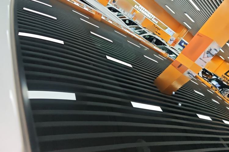 Used Land Rover Discovery Sport 2020 200 PS Family Edition
