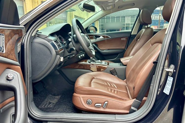 Used Audi A6L 2014 30 FSI Technology Model
