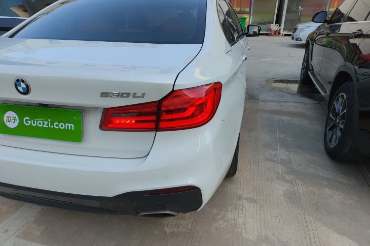 Used BMW 5 Series 2018 Restyled 530Li Leading Edition M Sport Package
