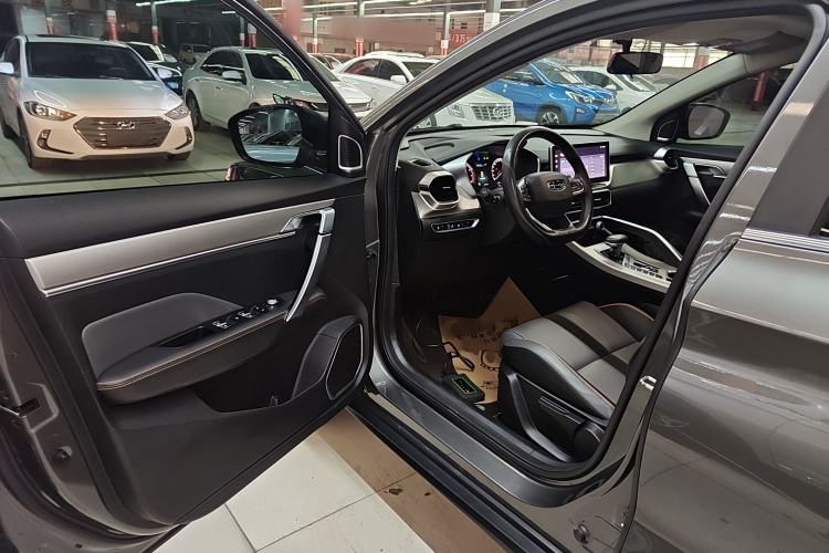 Used Geely Auto Coolray 2023 1.5T DCT Platinum Edition
