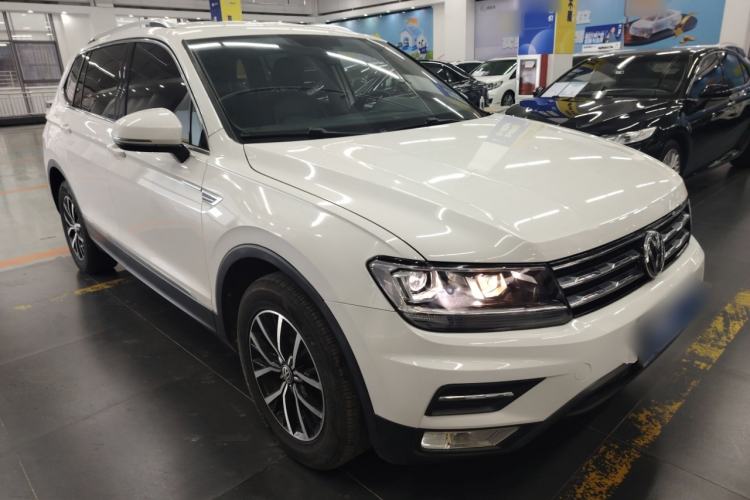 Used Volkswagen Tiguan L 2018 280TSI Automatic Two-Wheel Drive Comfort Edition

