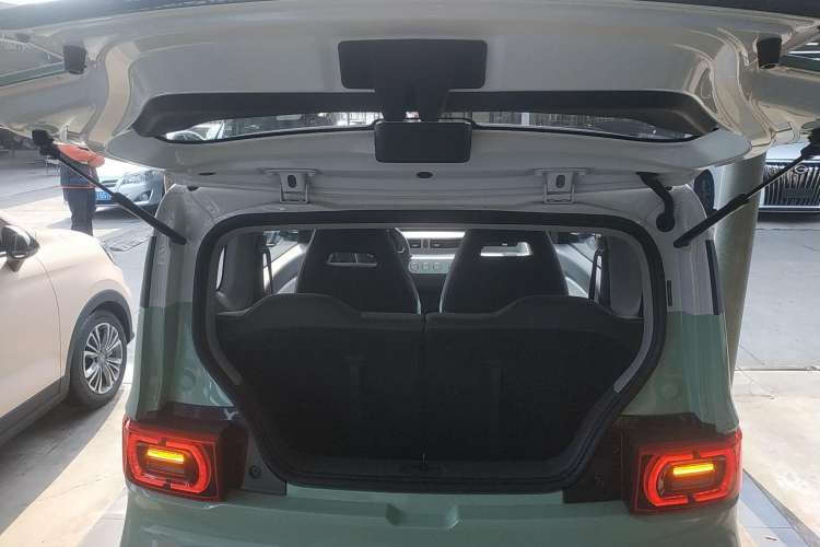 Used Wuling Hongguang MINIEV 2021 Macaron Premium Model – Lithium Iron Phosphate
