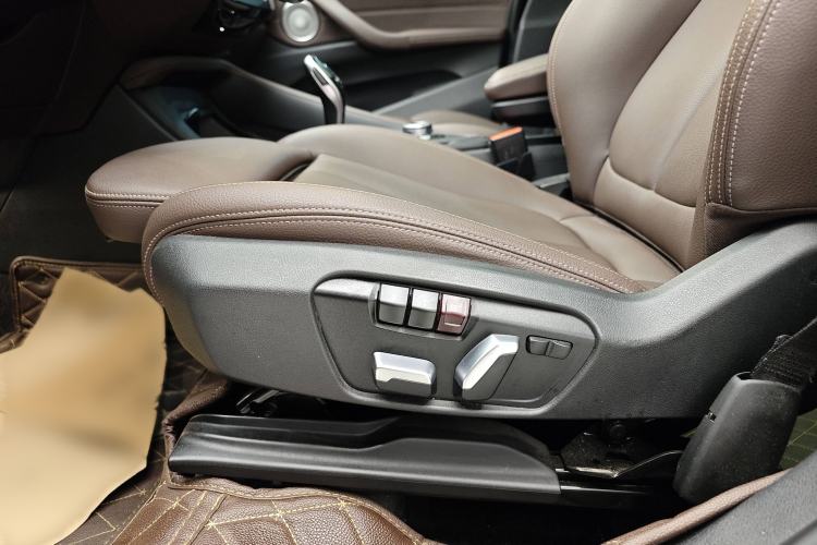 Used BMW X1 2021 sDrive25Li Leading Model
