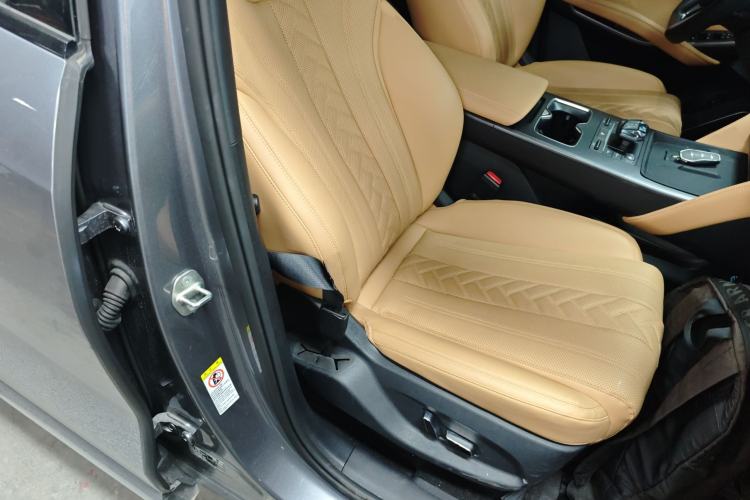 Used BYD Song L DM-i 2024 160km Beyond Edition
