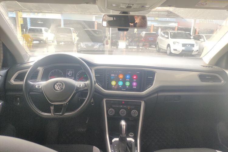 Used Volkswagen T-ROC 2019 230TSI DSG Two-Wheel-Drive Advanced Version China VI Standard