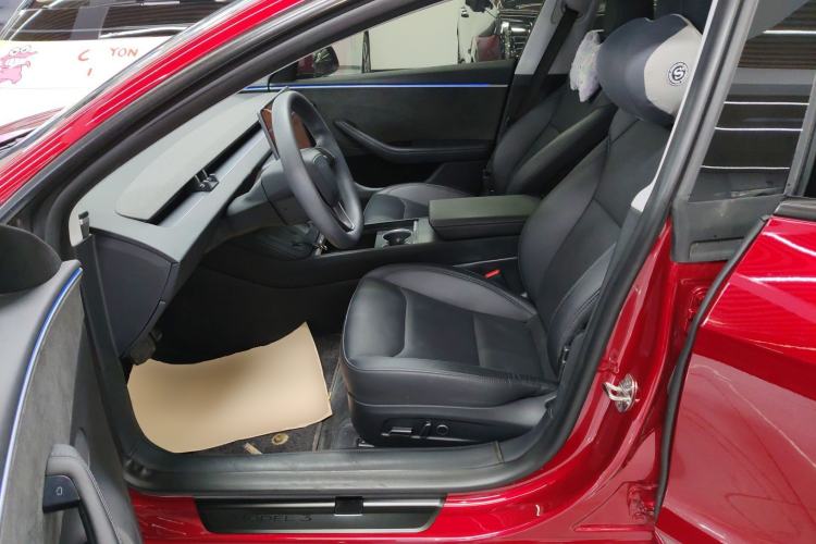 Used Tesla Model 3 2023 Long-Range All-Wheel-Drive Version
