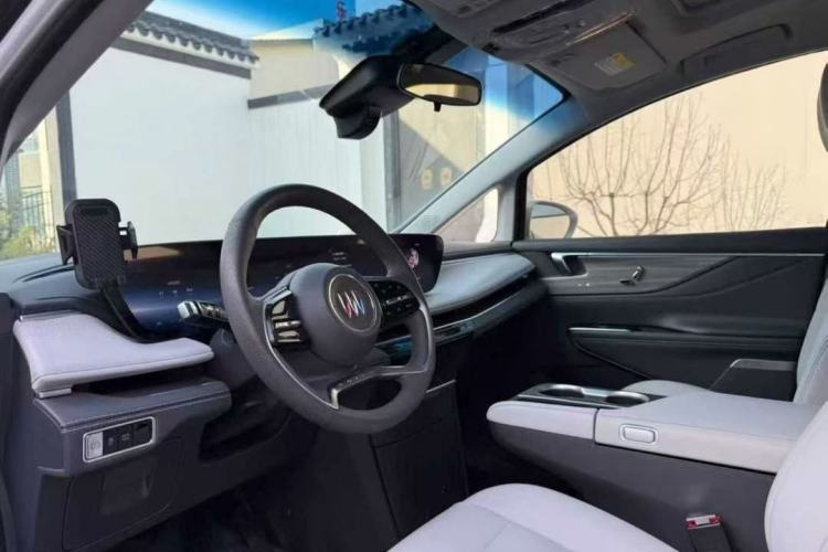 Used Buick GL8 2025 Lu Zun Smart Enjoyment Edition
