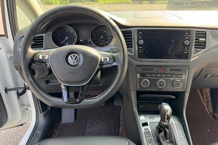 Used Volkswagen Golf Sportsvan 2018 280TSI Automatic Luxury Model
