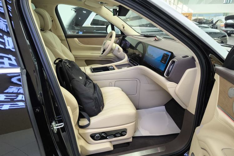 Used Hima AITO M9 2024 Range-Extended Ultra Version 52 kWh 5-Seater Model
