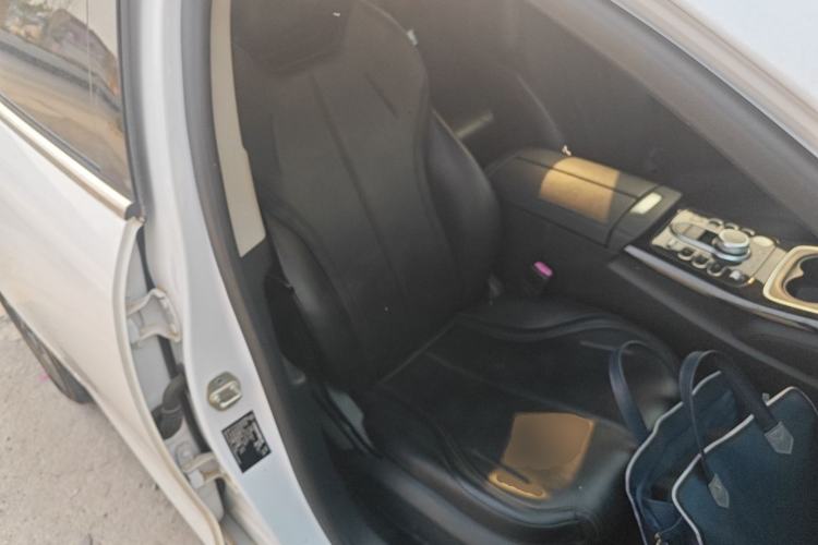 Used BYD Qin PLUS 2021 EV 400KM Leading Comfort Edition
