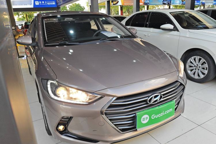 Used Hyundai Elantra 2016 1.6L Automatic ZhiXuan – Elite Version
