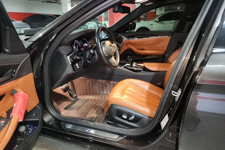 Used BMW 5 Series 2018 525Li M Sport Package