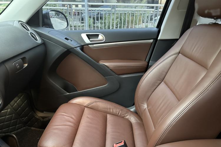 Used Volkswagen Tiguan 2015 1.8TSI Automatic Two-Wheel Drive Luxury Model
