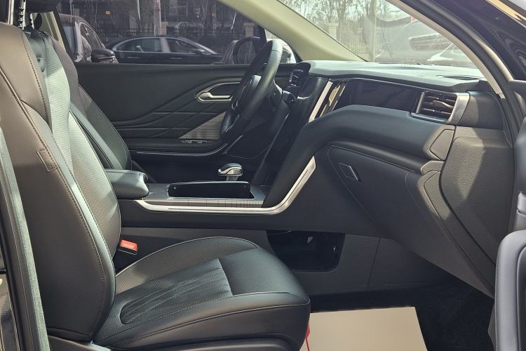 Used Hongqi HS7 PHEV 2024 2.0T PHEV Four-Wheel Drive Flagship Edition 6 Seats