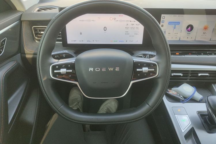 Used Roewe D5X DMH 2024 135 Tech Edition