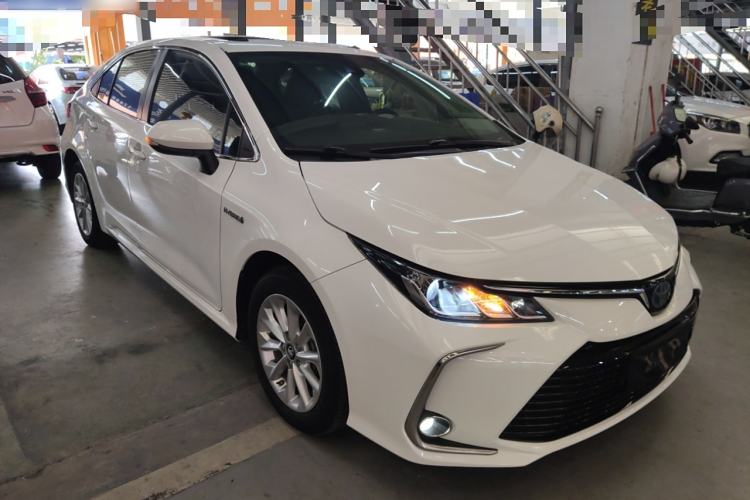 Used Toyota Corolla 2021 Dual-Motor 1.8L E-CVT Elite Edition
