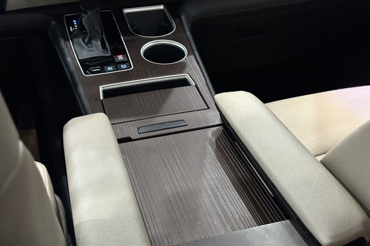 Used Toyota Sienna 2021 2.5L Hybrid Luxury Edition
