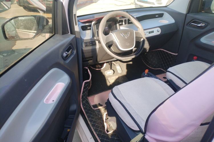 Used Wuling Hongguang MINIEV 2021 Macaron Fashion Model Lithium Iron Phosphate
