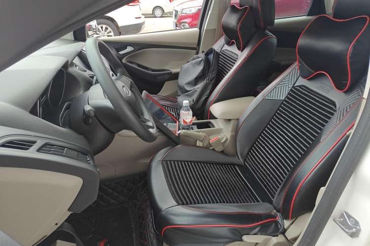 Used Ford Focus 2018 Sedan Classic 1.6L Automatic Comfort Plus Smart Drive Version
