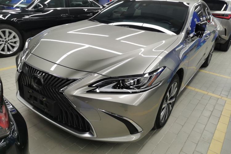 Used Lexus ES 2020 260 Excellence Edition