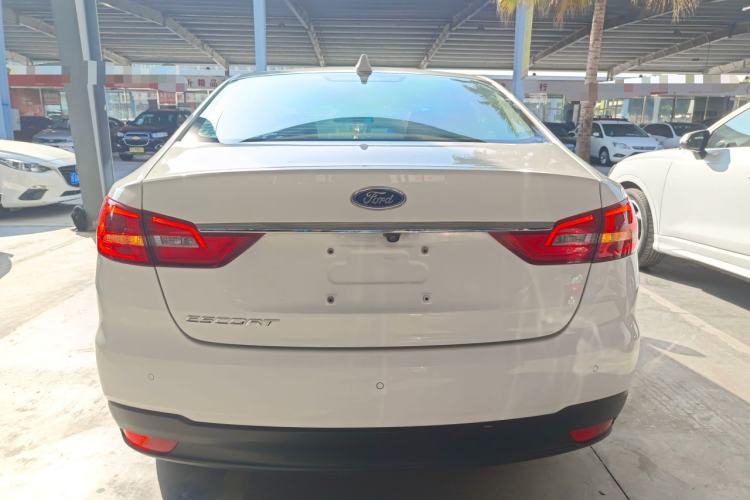 Used Ford Escort 2019 Revised Version 1.5L Automatic Enjoyment Type China VI Standard