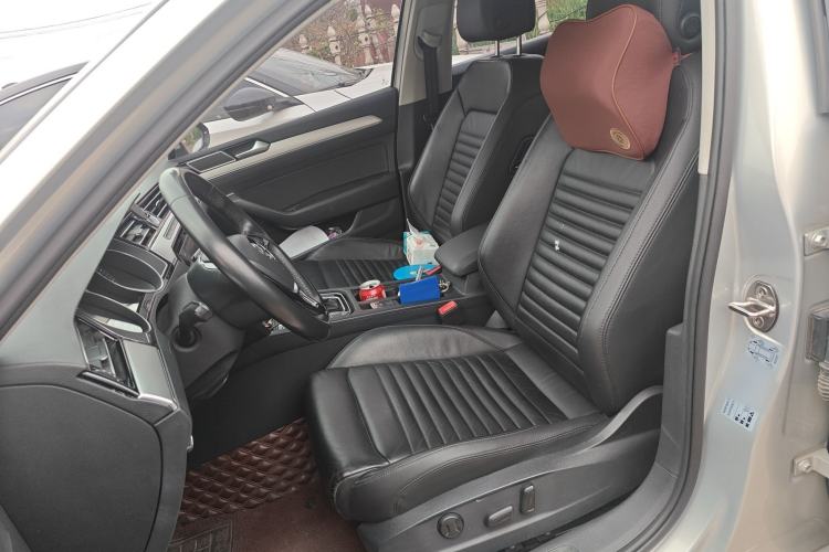 Used Volkswagen Magotan 2018 330TSI DSG Advanced Model
